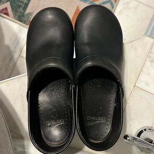 Navy blue Dansko clogs size 40
